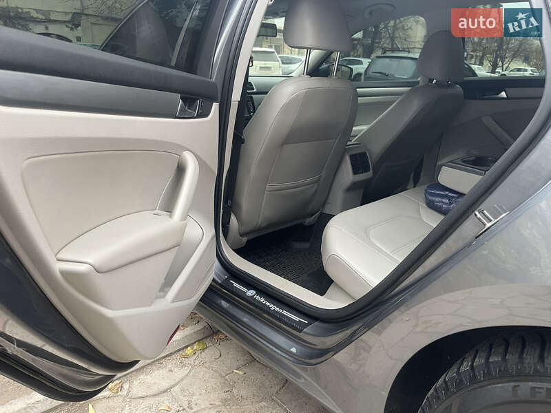 Volkswagen Passat 2014