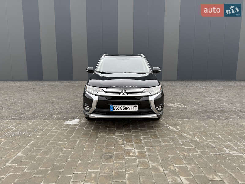Mitsubishi Outlander 2016