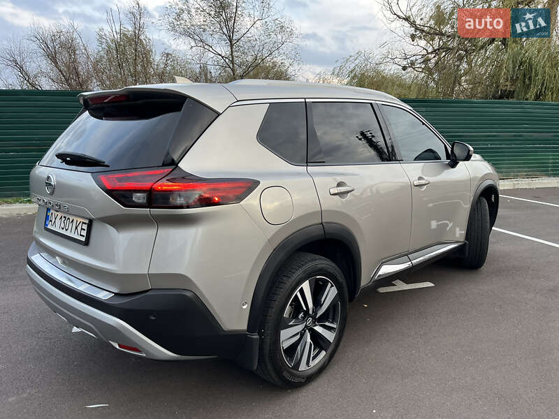 Nissan Rogue 2021