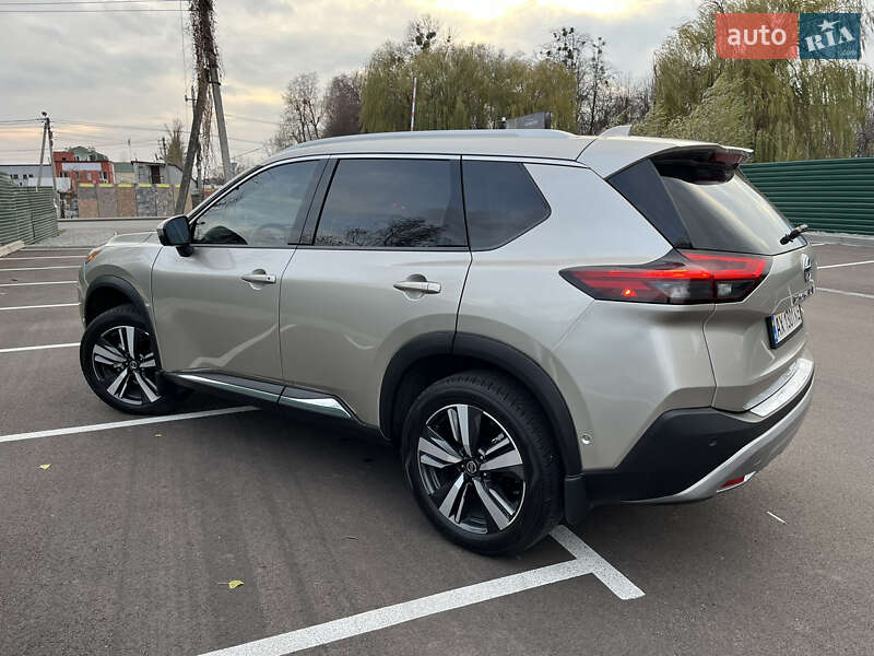 Nissan Rogue 2021