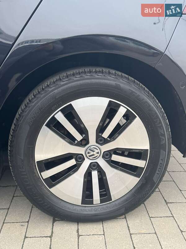 Volkswagen e-Golf 2019