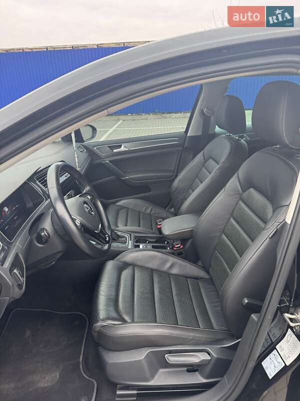 Volkswagen e-Golf 2019