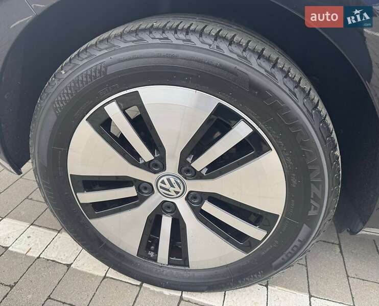 Volkswagen e-Golf 2019