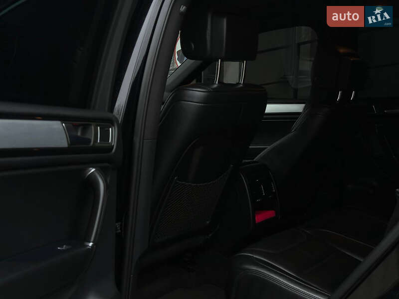 Volkswagen Touareg 2012