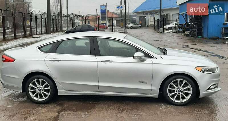 Ford Fusion 2016