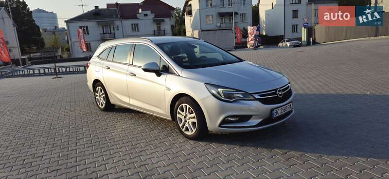 Opel Astra 2016