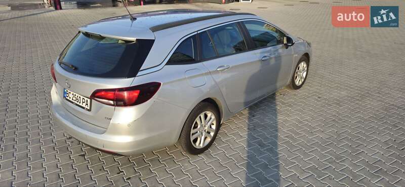 Opel Astra 2016