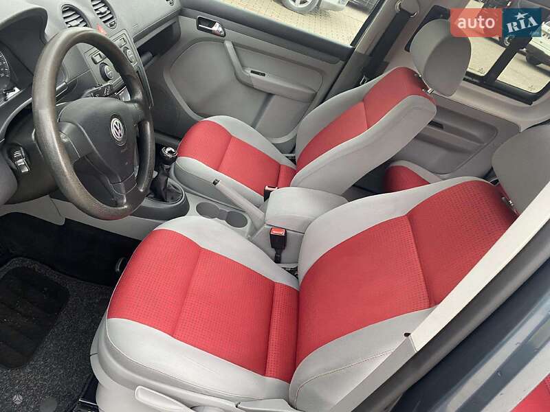 Volkswagen Caddy 2010