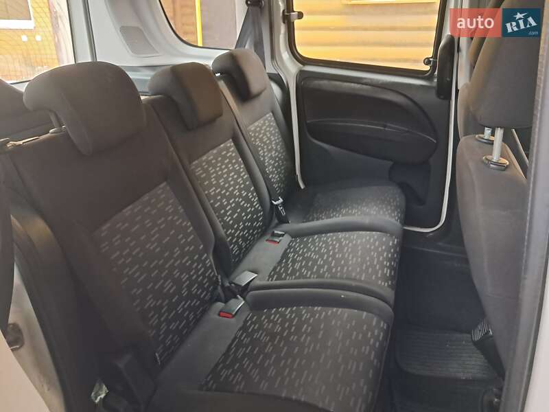Opel Combo 2012