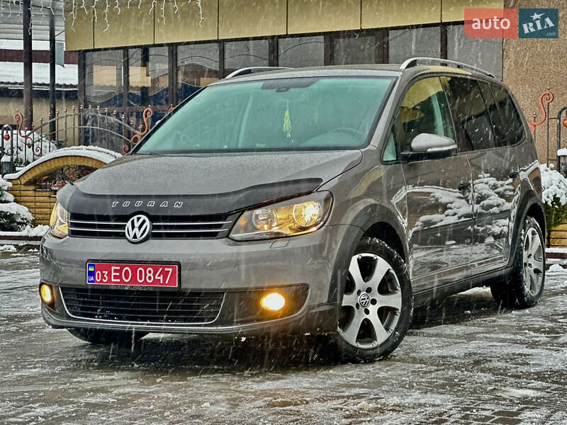 Volkswagen Touran 2012