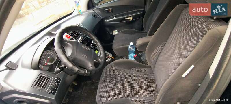 Hyundai-27