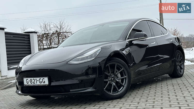 Tesla Model 3 2019