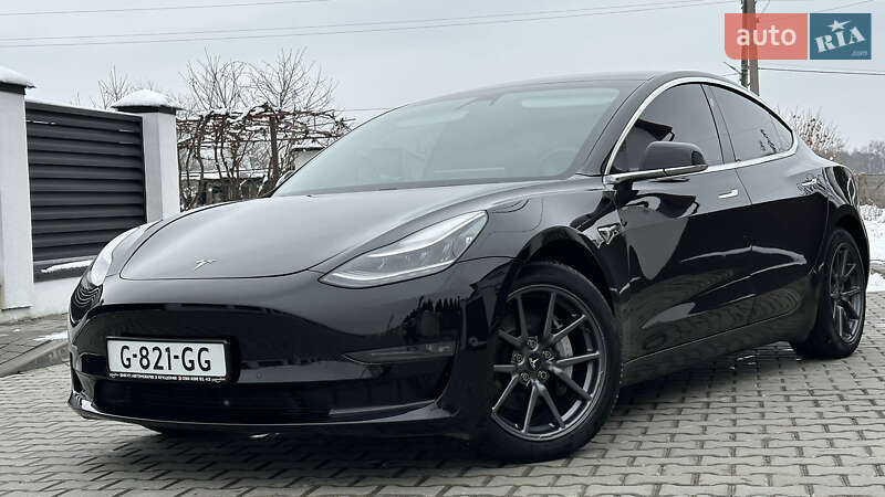 Tesla Model 3 2019