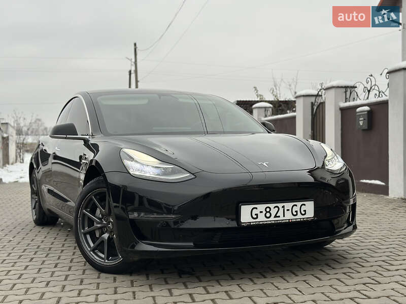 Tesla Model 3 2019
