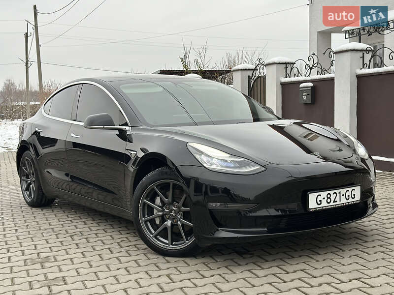 Tesla Model 3 2019