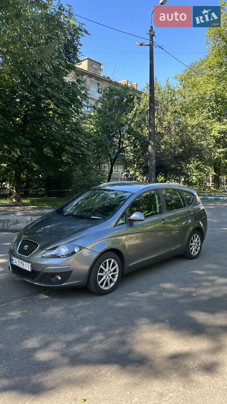 SEAT-0