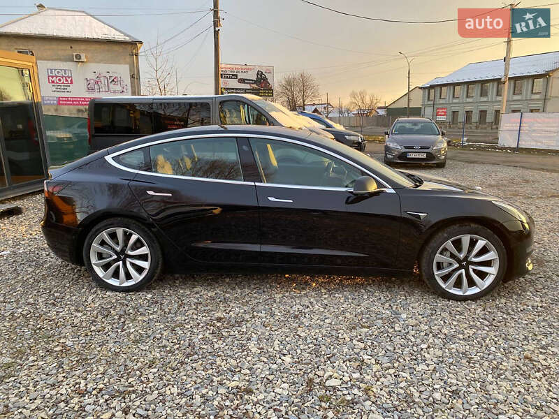 Tesla Model 3 2018