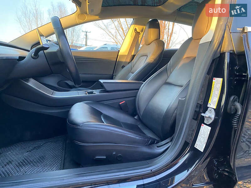Tesla Model 3 2018