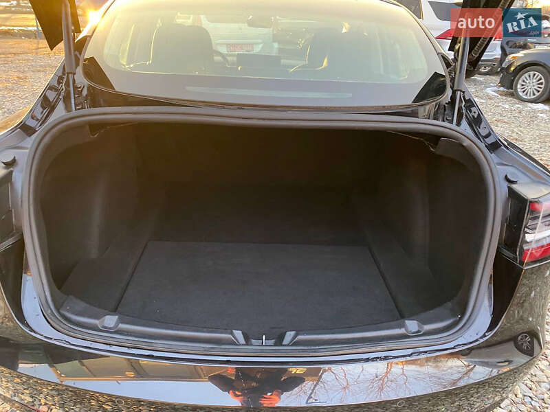 Tesla Model 3 2018
