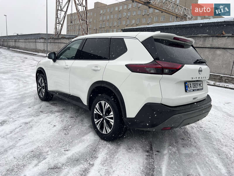 Nissan-19