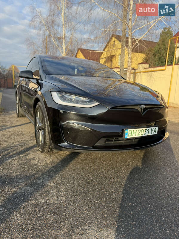 Tesla-26