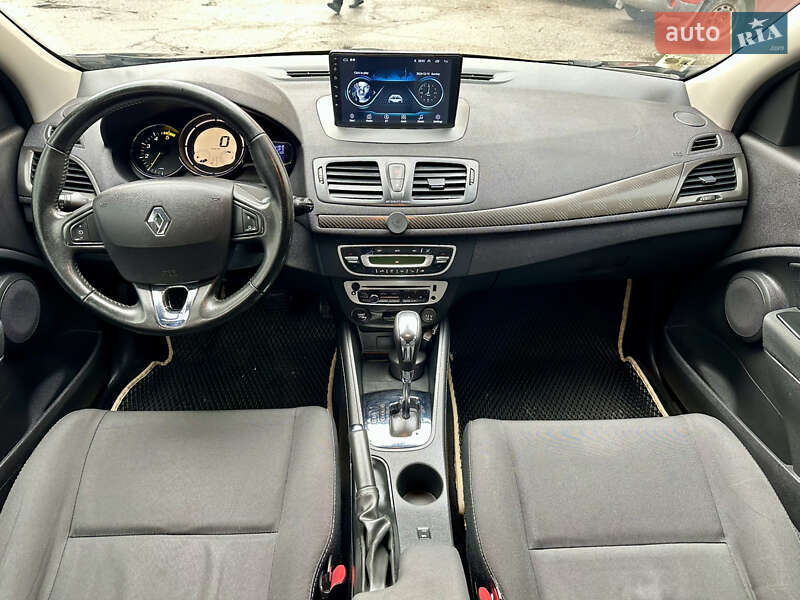 Renault-23