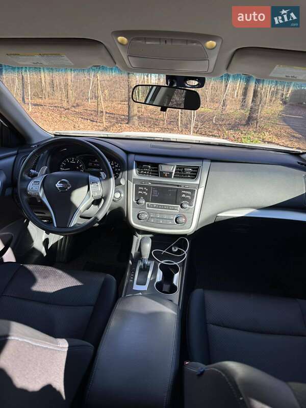 Nissan-12