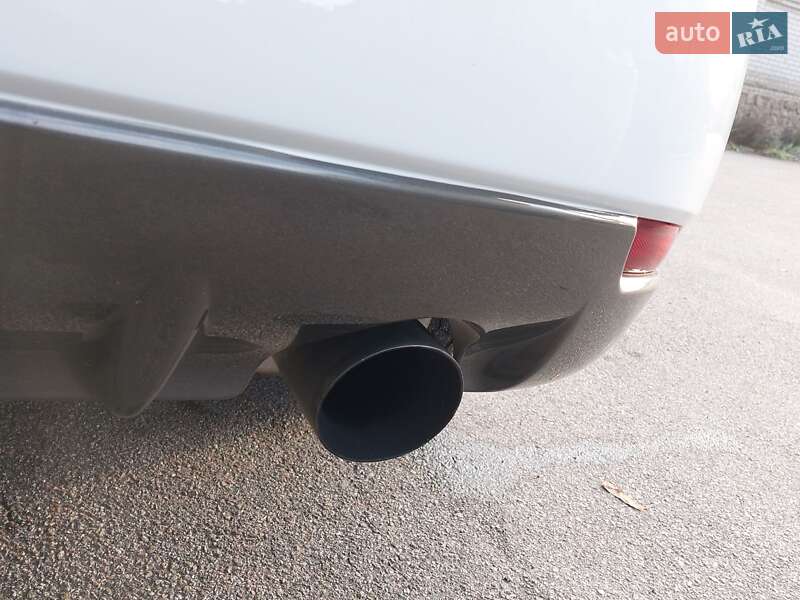 Mitsubishi Eclipse 2008