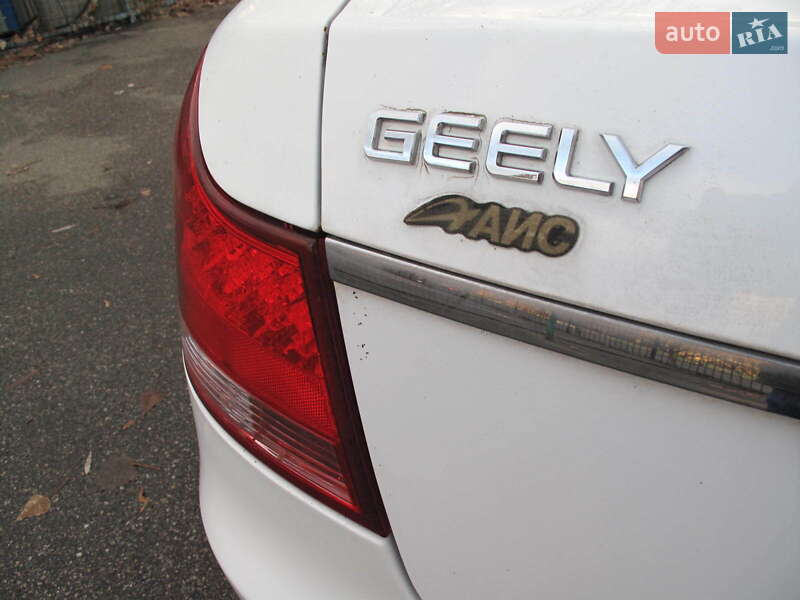 Geely Emgrand 8 (EC8) 2014