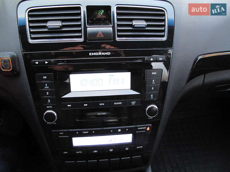 Geely Emgrand 8 (EC8) 2014