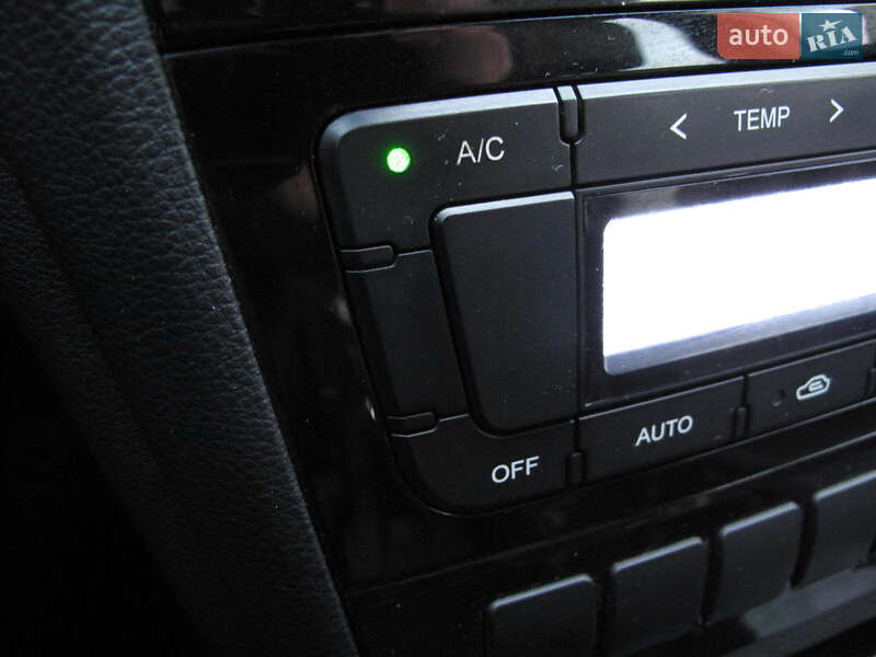 Geely Emgrand 8 (EC8) 2014