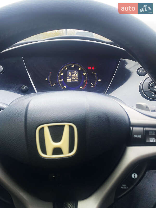 Honda-17