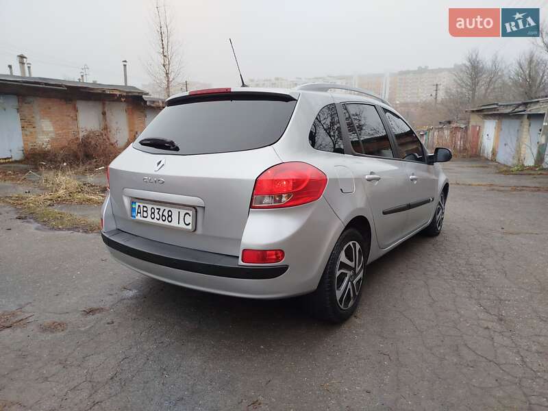 Renault-19