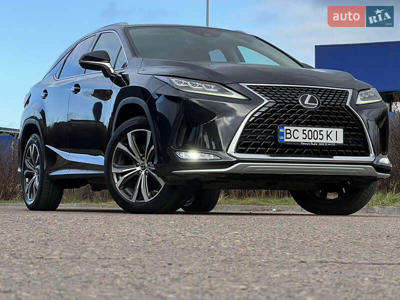 Lexus RX 2019