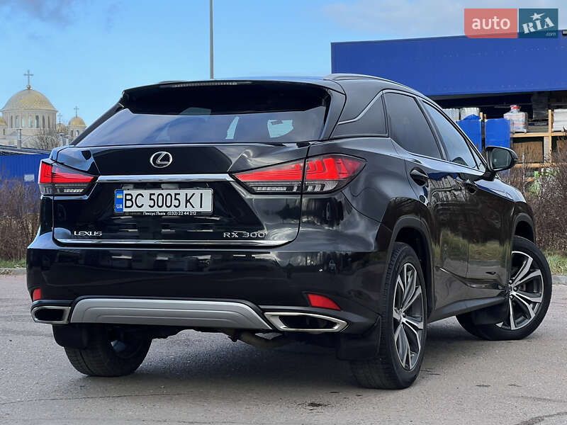 Lexus RX 2019