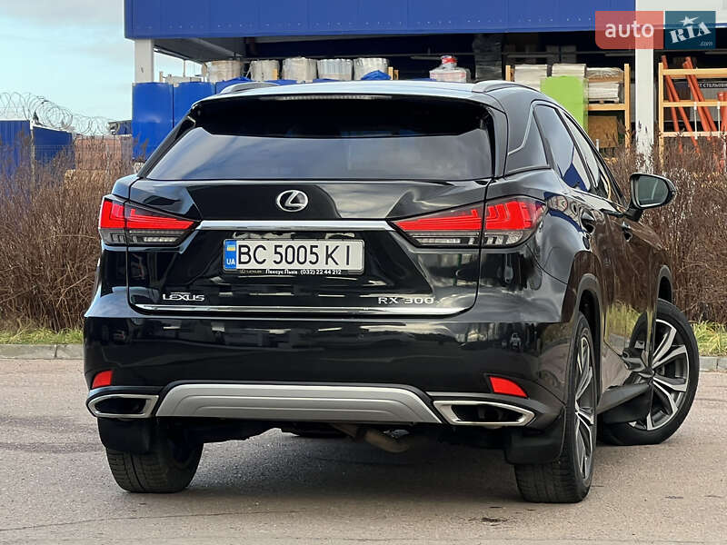 Lexus RX 2019