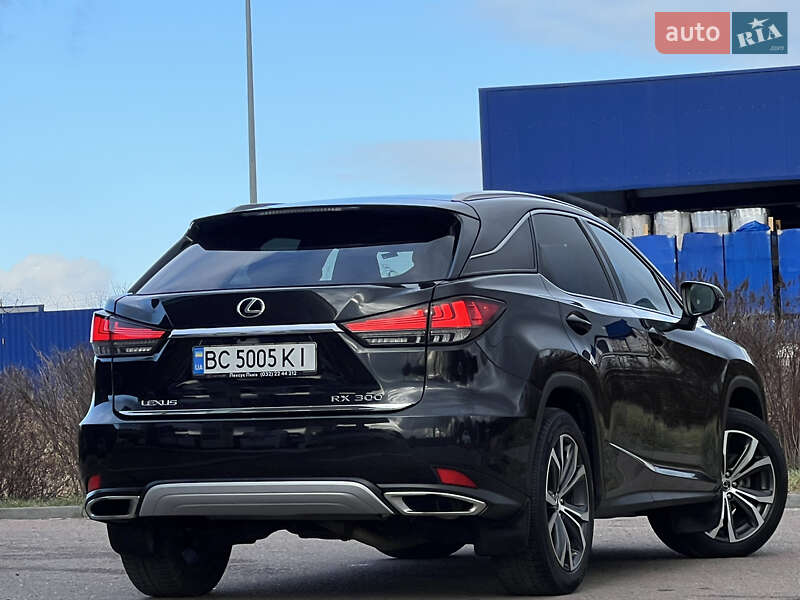 Lexus RX 2019