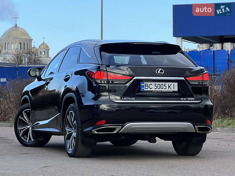 Lexus RX 2019