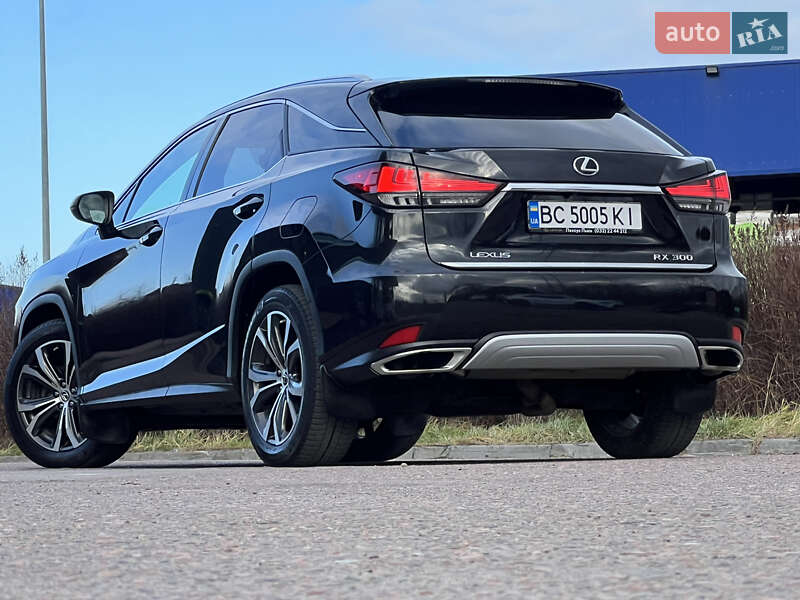 Lexus RX 2019