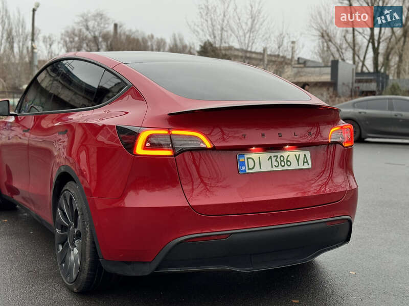 Tesla-5