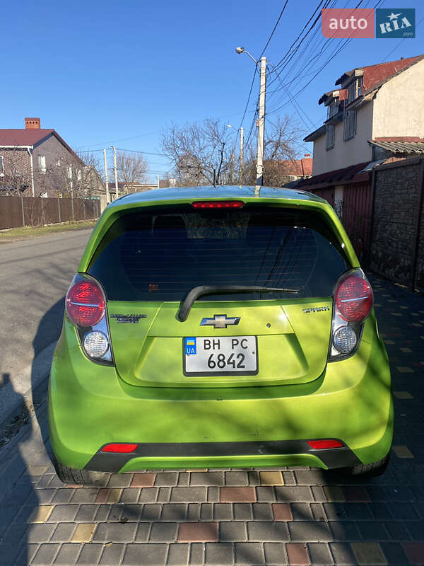 Chevrolet Spark 2015