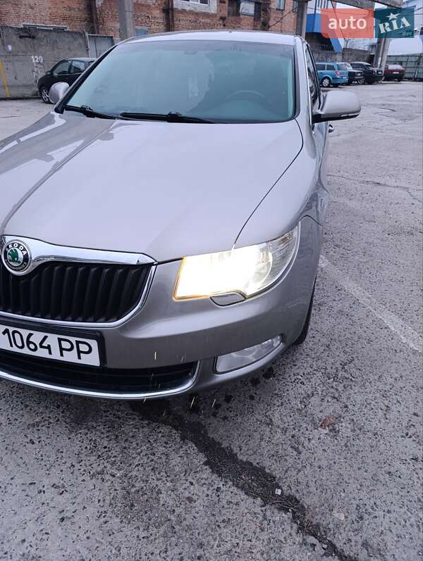 Skoda Superb 2009