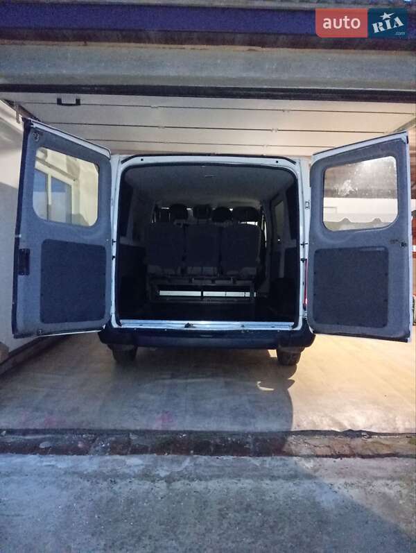 Ford Transit Connect 2012