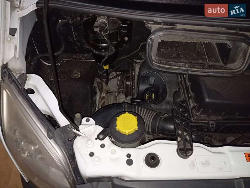 Ford Transit Connect 2012