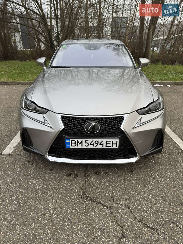 Lexus-12