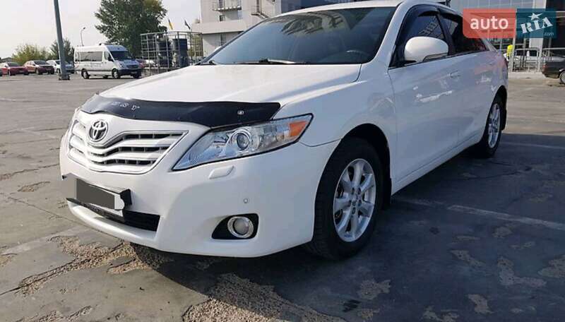 Toyota Camry 2010