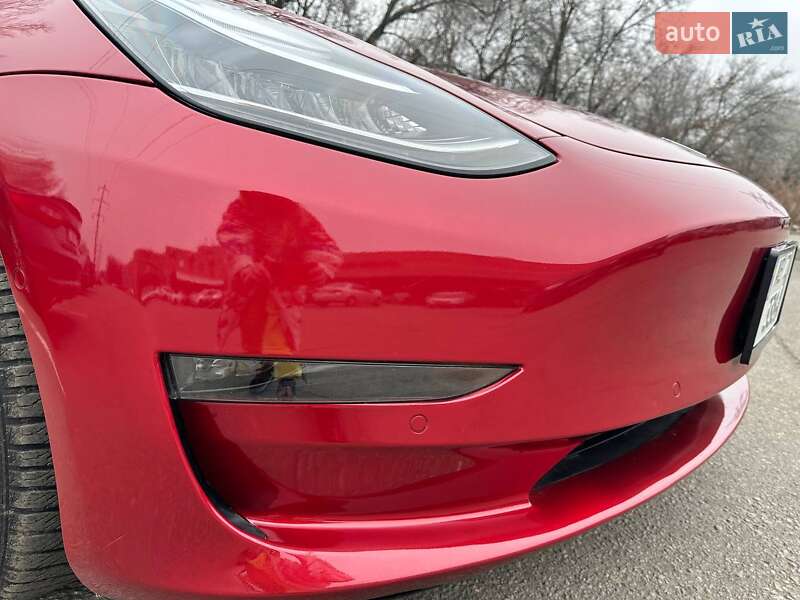 Tesla Model 3 2019