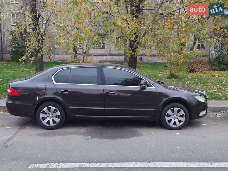 Skoda Superb 2013