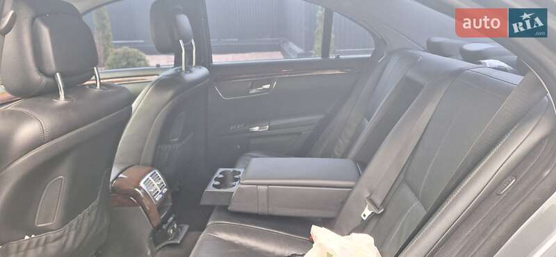 Mercedes-Benz S-Class 2007