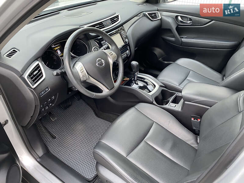 Nissan-12